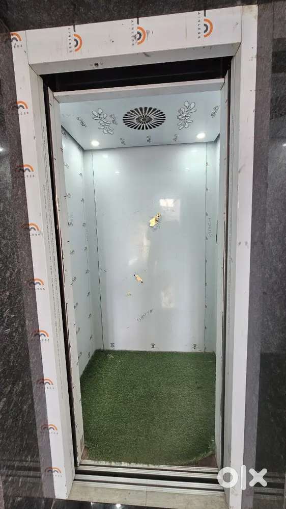 3BHK SEMI FURNISHED FLAT