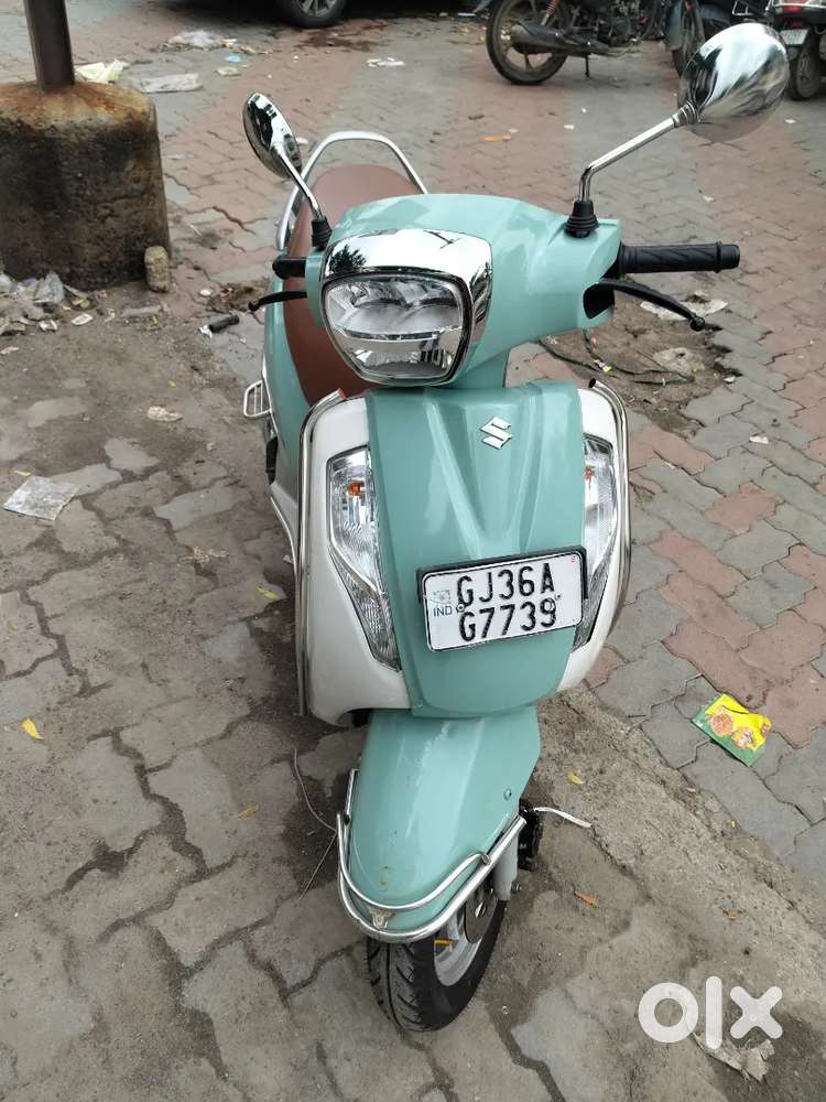 1 owne  ice green color