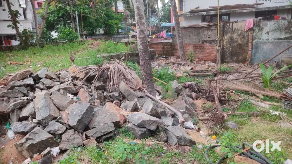 Pallystreet junc.  land plot..near pallystreet jumah masjid