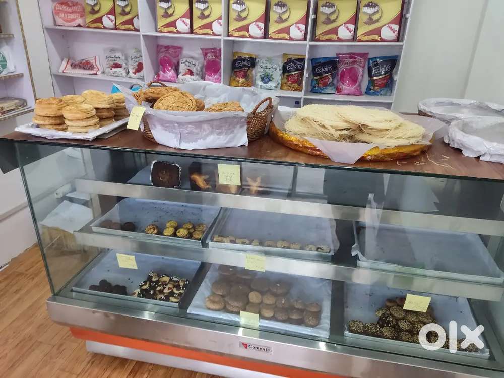 Bakery Freezer / bakery counter