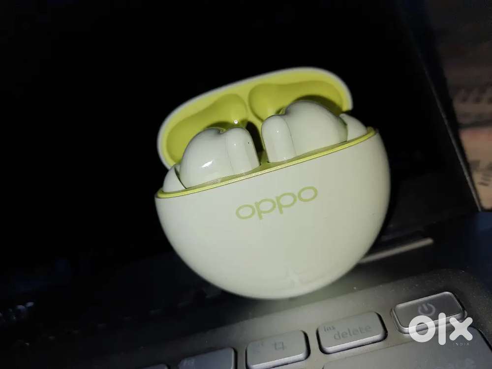 Oppo Encobuds 2. Superb condition.