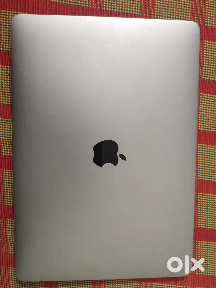 Apple MacBook Air M1