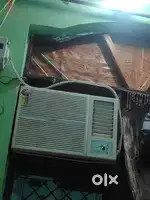 WINDOW AC 1.5TON LLOYD