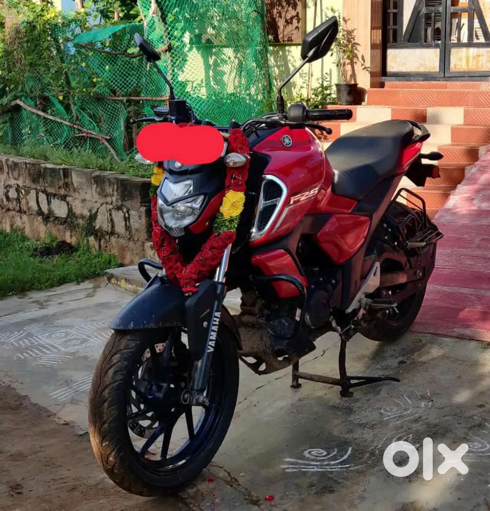 Yamaha FZ V3 BS6 Red