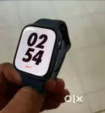 Apple Watch Series 7 (45mm, Cellular) Full Accessories + Extra Bands!