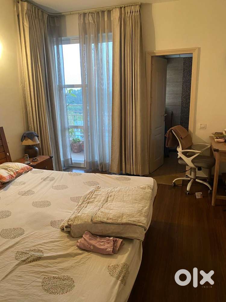 7 marla facing park house in sector -33 chandigarh