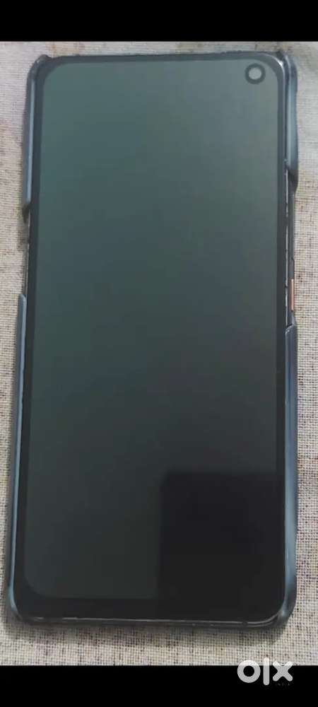 iQOO 3,  8/128 gb ram with proper bill(reciept)