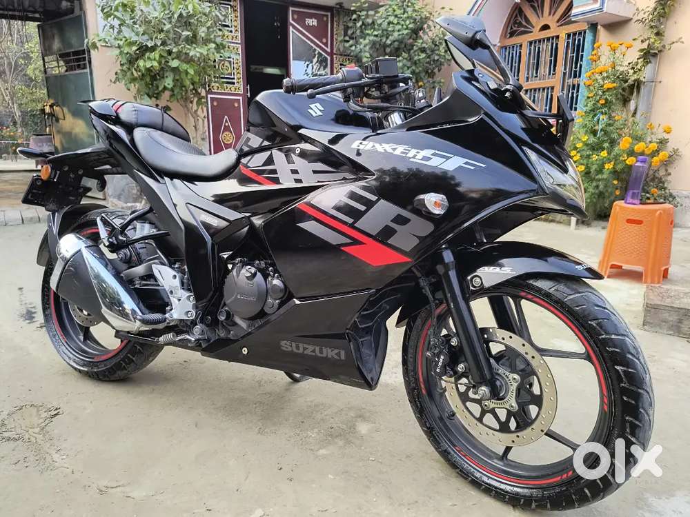 Suzuki gixxer 150. Showroom condition