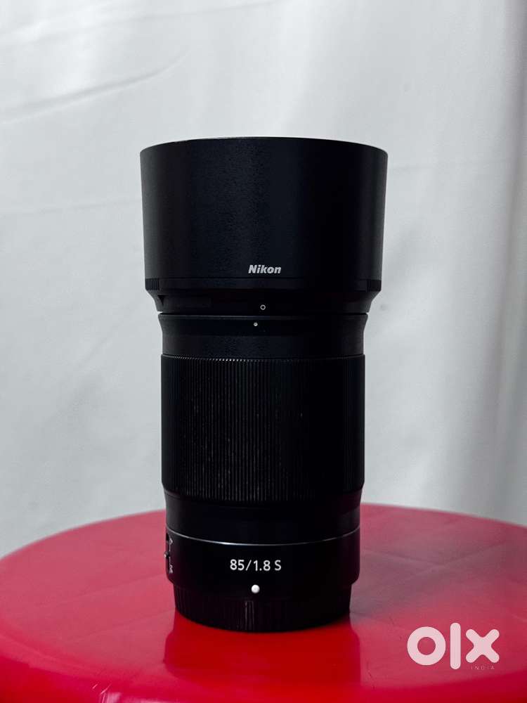 nikon original 85 mm f 1.8 lens for sale