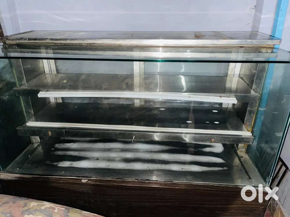 Display counter fridge