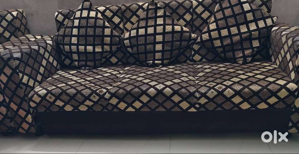 Used Sofa - Rs.5000