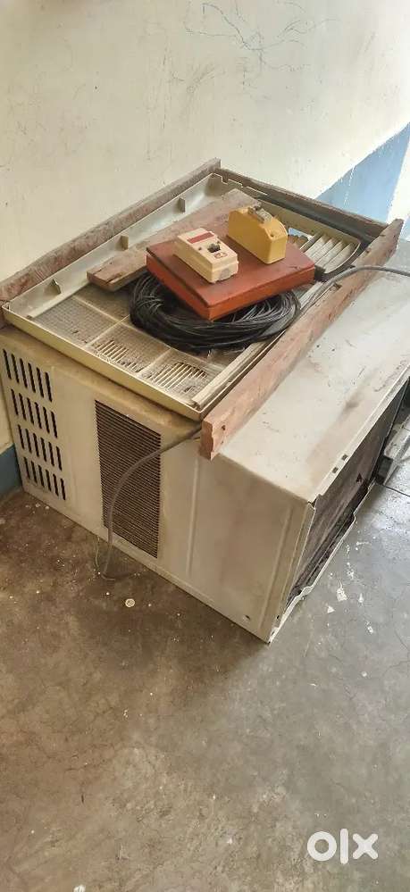Windows AC 1.5 ton