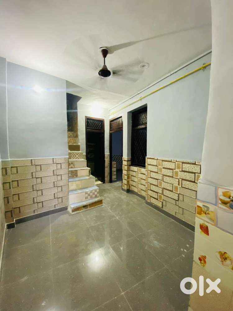 ROOMS AVAILABLE FOR RENT