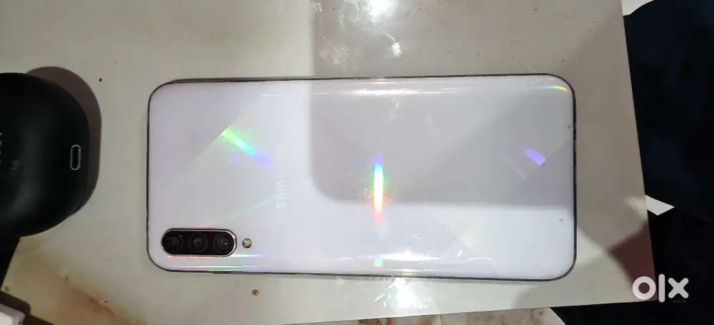 4/128 Brand new condition