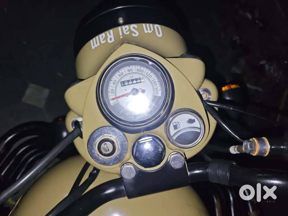 Classic 350 duble disc army color
