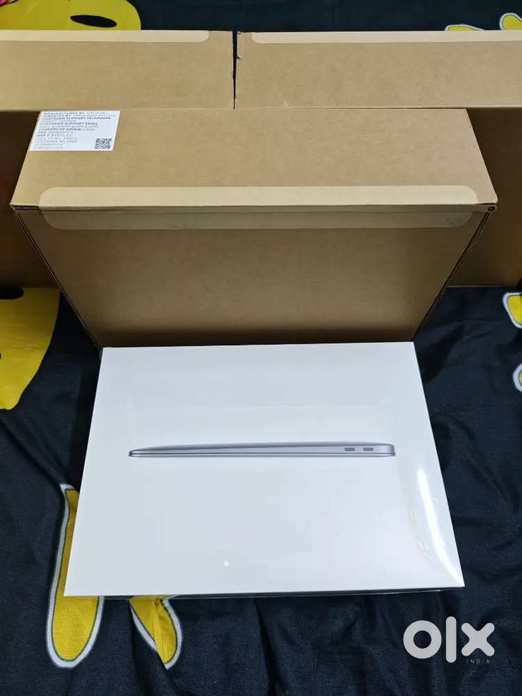 Macbook Air M1 256Gb Brand New Sealed Pack