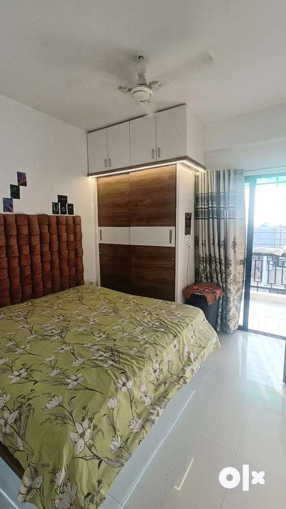 2 bhk fully furnished flat for sale at pipliyahna