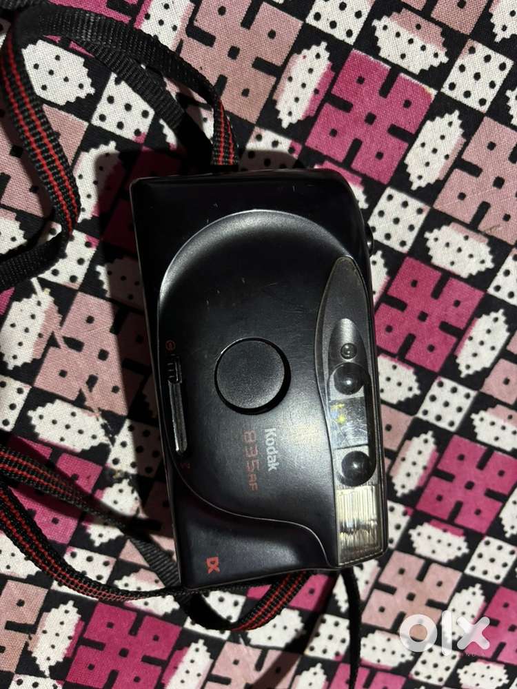 Two super smart camera , kodak and olympus duper zoom