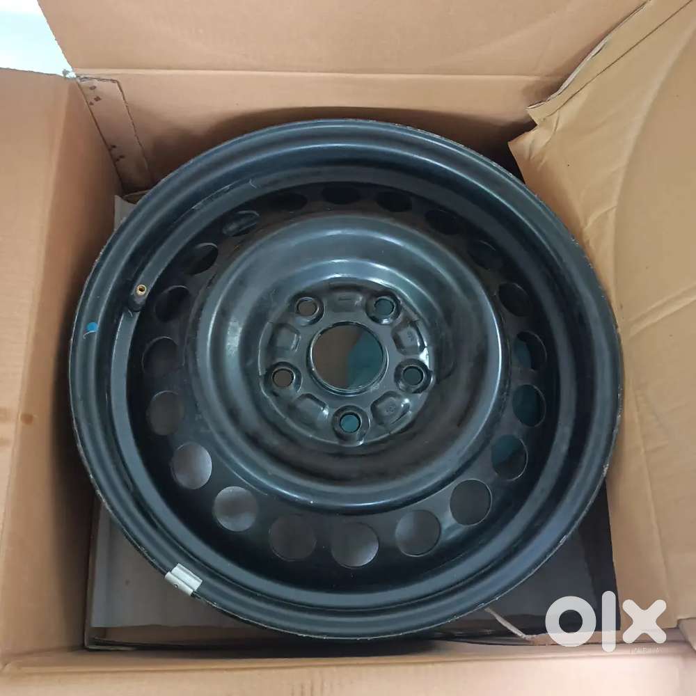 Wheels of Maruti Breeza
