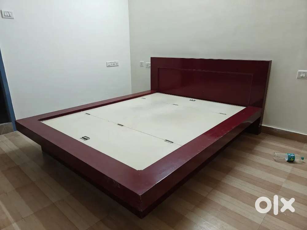 King size hand crafted Bed 6x7.4 ft for sale