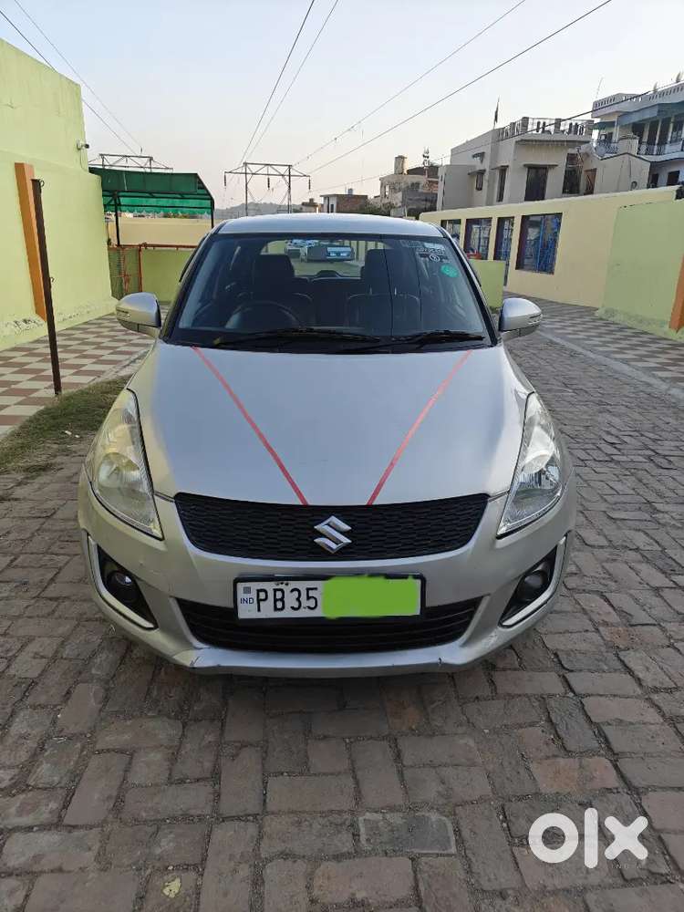 Maruti Suzuki Swift 2015 Diesel 75000 Km Driven