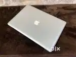 Apple Macbook Pro i7 Processor 8GB/750GB Storage 15Inch Display MA1286