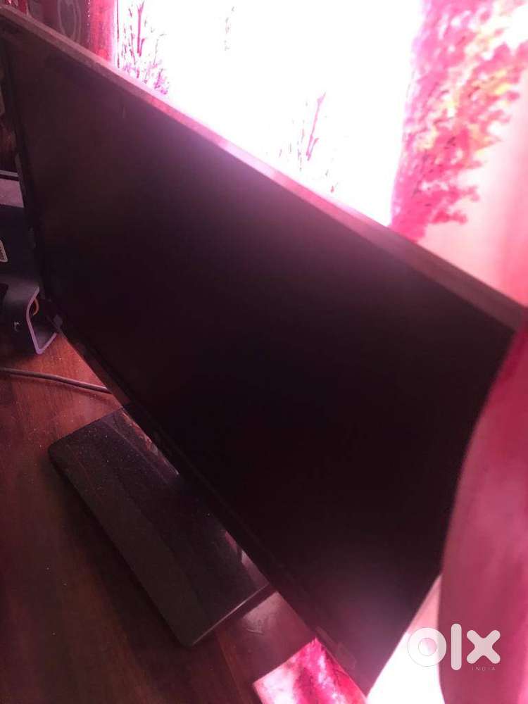 Desktop for sale