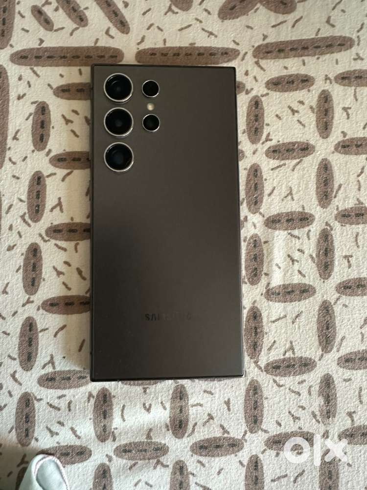 SAMAUNG S24 Ultra Brand new condition Indian piece in 10 mths warranty