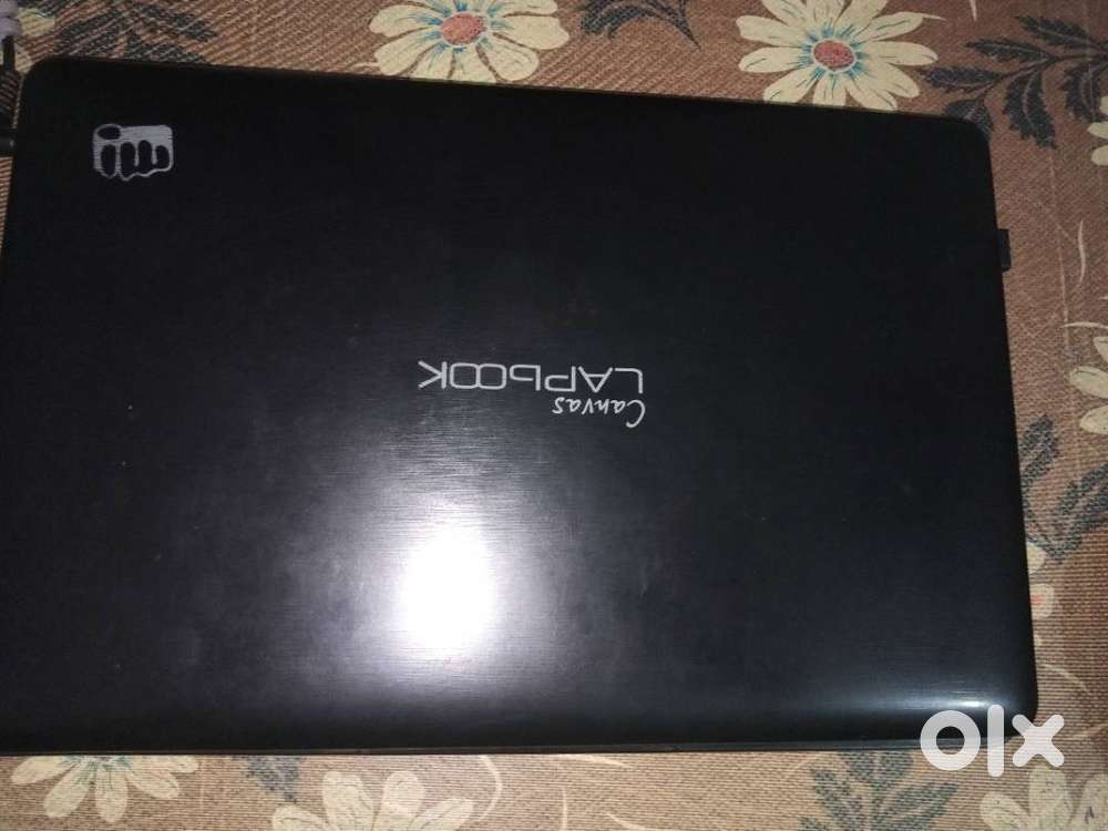 Canvas lapbook laptop