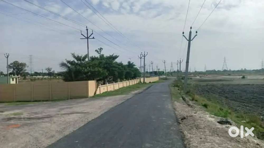 किसान पथ आउटर रिंग रोड से लगा हुआ प्रोजेक्ट