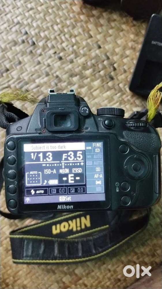 I want to sell dslr camera nikon d3200 with 3lens