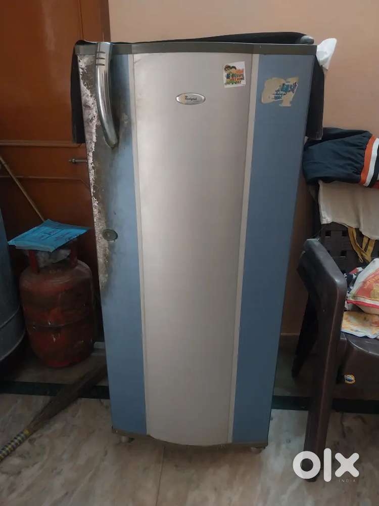 Whirlpool 180 LTR FRIDGE