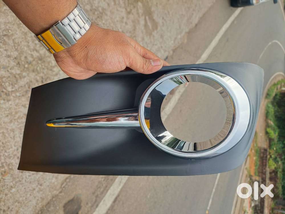 FORTUNER FOG LAMP CUP