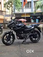 BAJAJ PULSAR 220F ( 2018 )