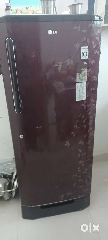 Lg refrigerator 235 Litres