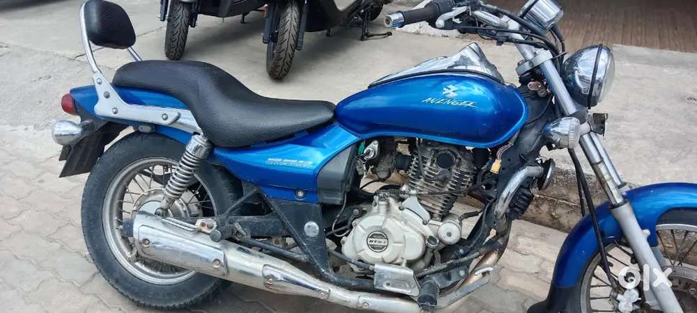 Bajaj Avenger 220cc with Self Disc Brake 1st Owner Insurance Running