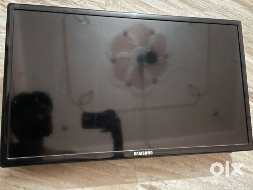 Samsung 28 inch Led for sale in brand new condition.