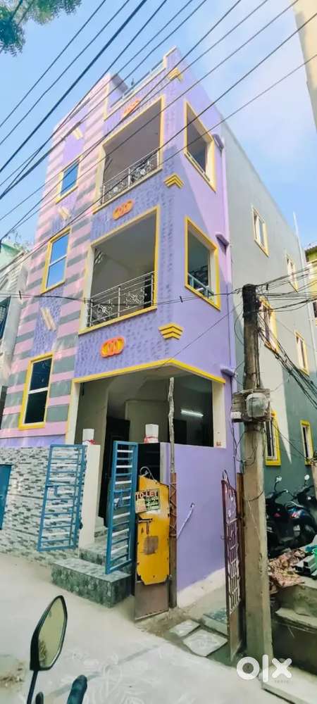 House for rent in Krishnalanka Near Bapu museum