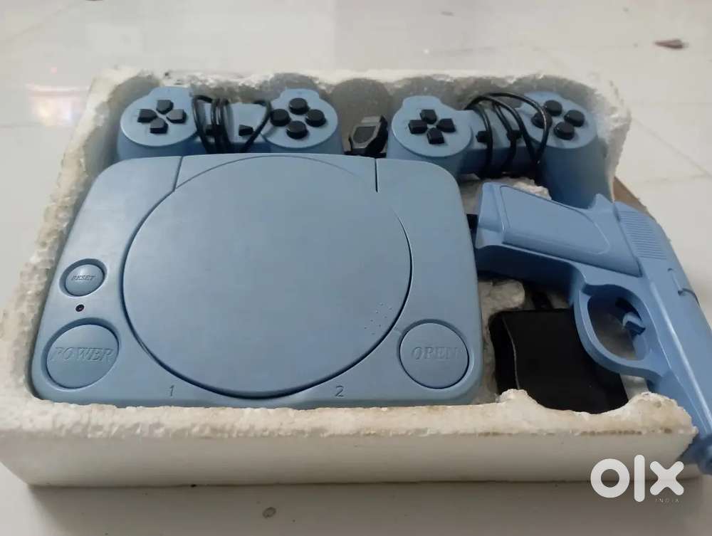 Thi is 8 bit video game Mario and Contra games