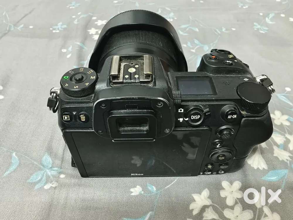Nikon z6 mirror less