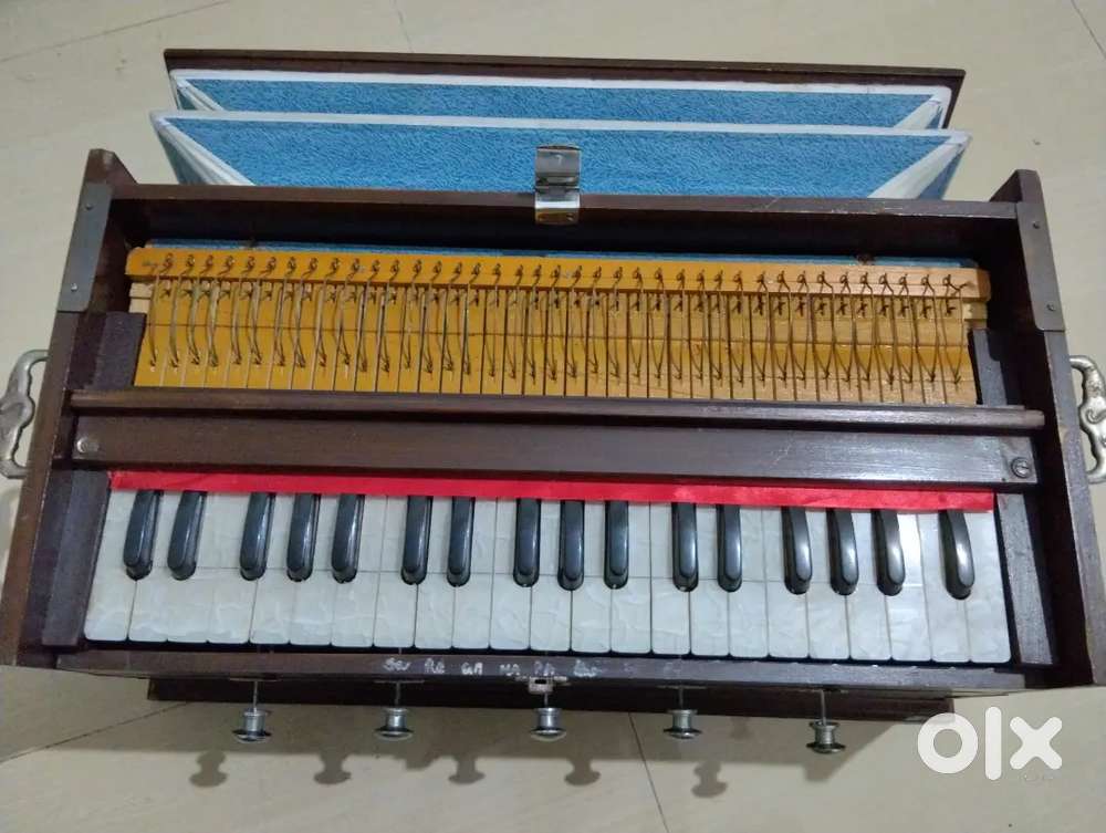3 Years Old Wooden Harmonium 3.5 Octave- Tuning Required- Tezpur