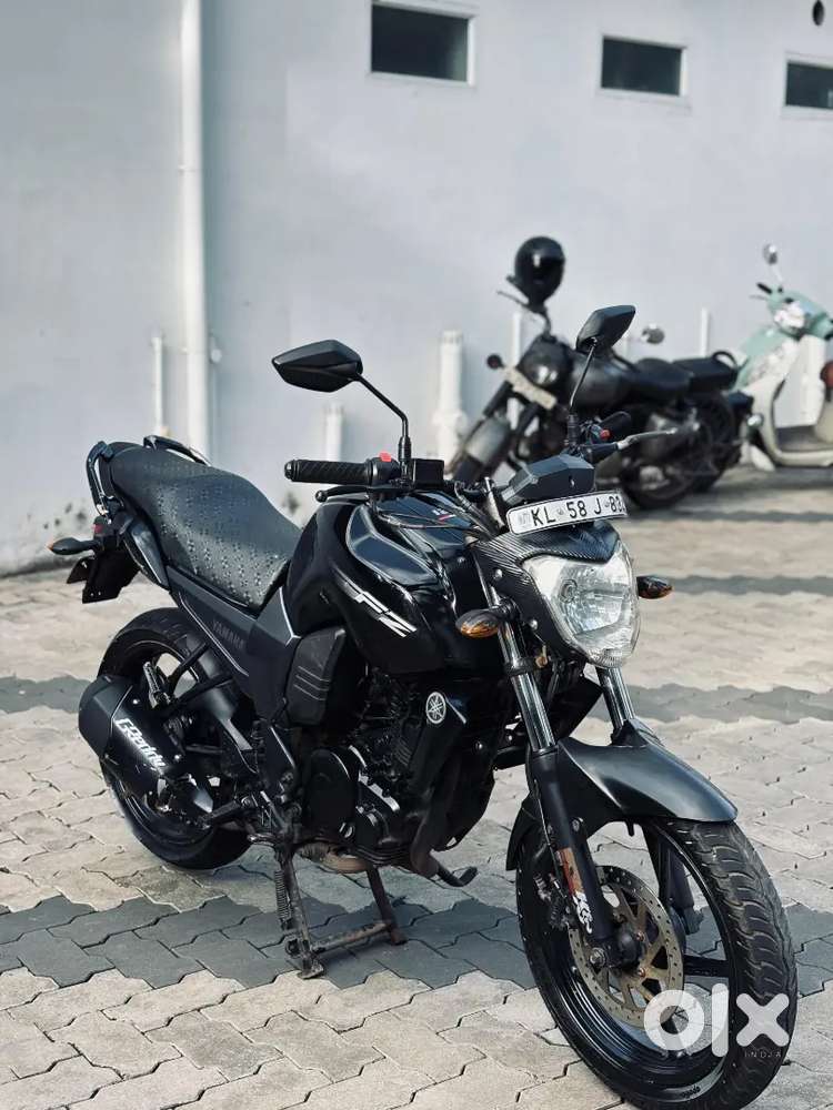 Yamaha Fz 2013 petrol near and clean original carburettor 40km millege