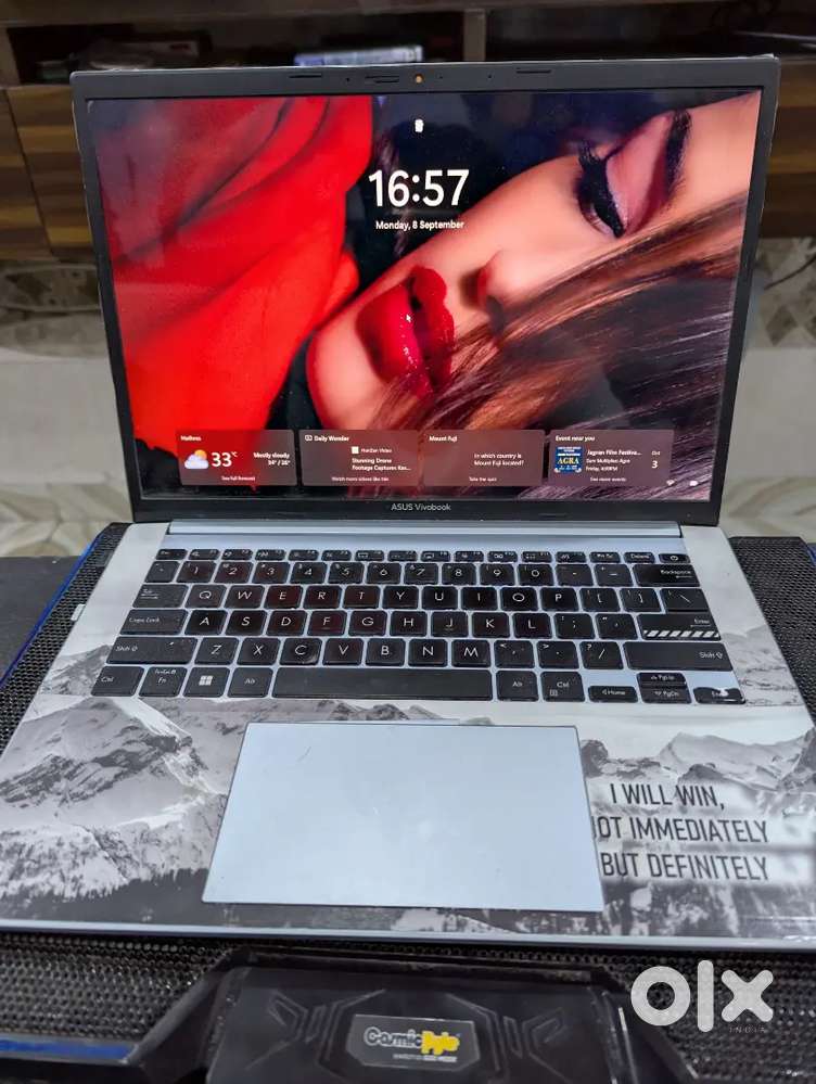 Urgent sale Brand new Oled gaming laptop