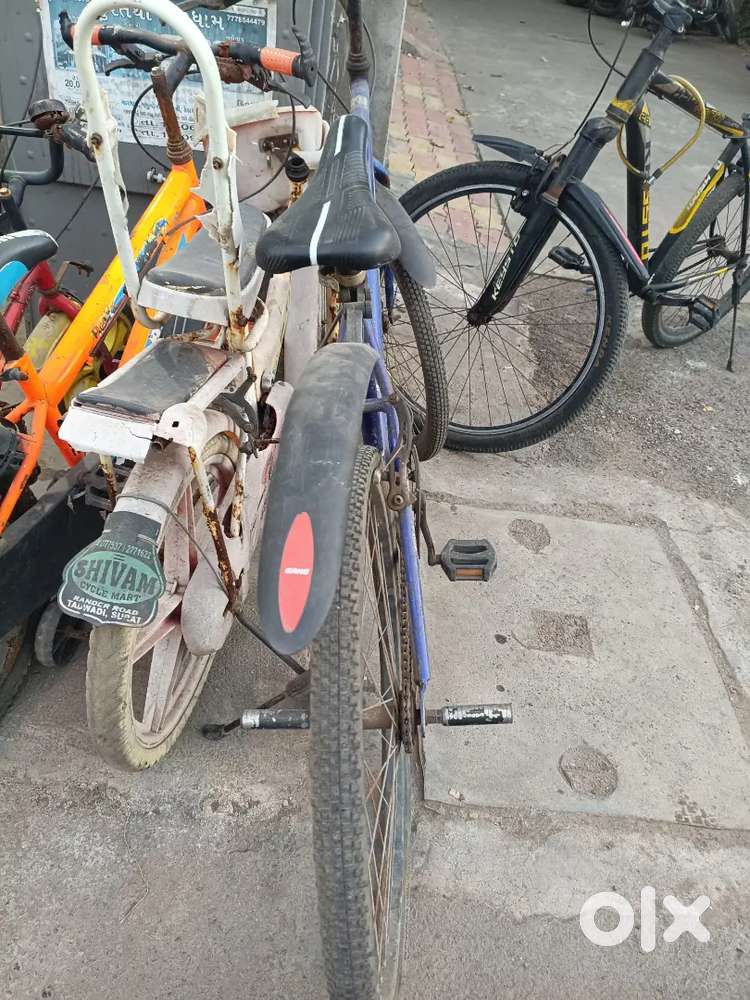 Cycle In Blue Colour(कोई भी जानकारी के लिए कॉल करे )