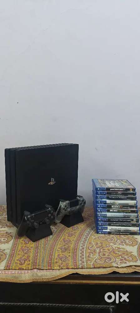 PS4 PRO 24,999