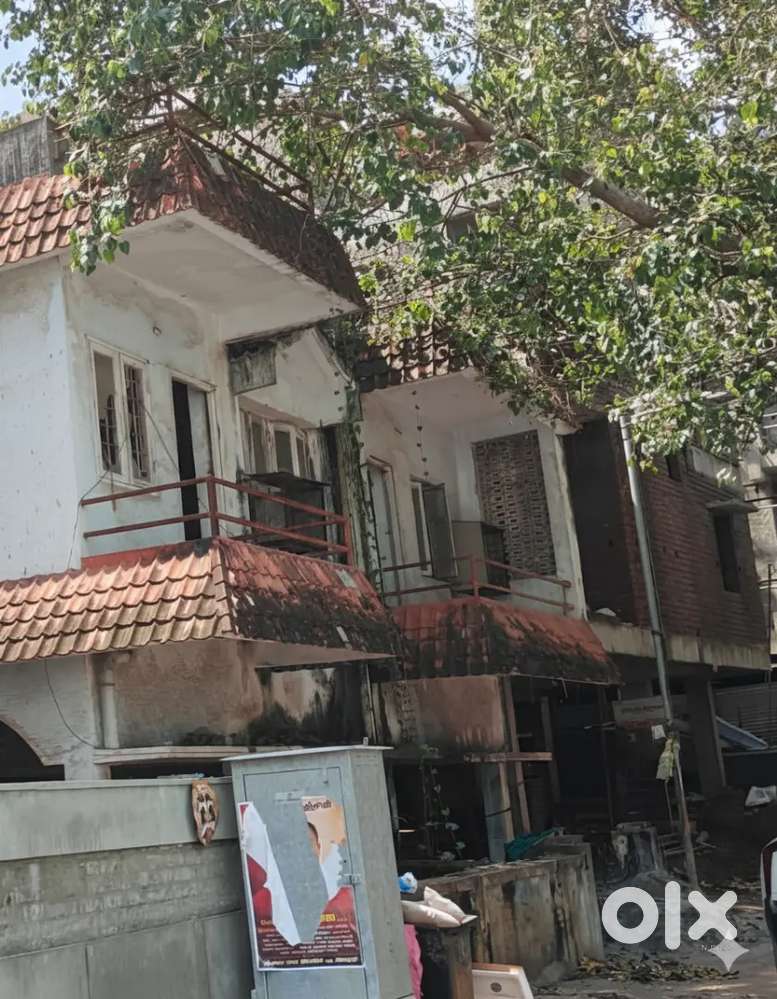 Land 3600sq.ft near Tnagar bus terminus