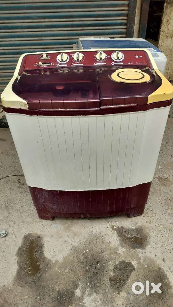 Lg semi Automatic washing machine 6.8kg