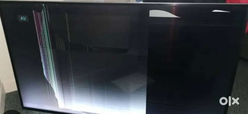 24 inch LED TV (Display damage)LG
