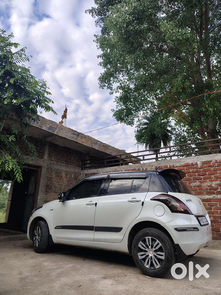 Maruti Suzuki Swift 2015 Diesel 48000 Km Driven