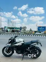 NS 200 white and Black model